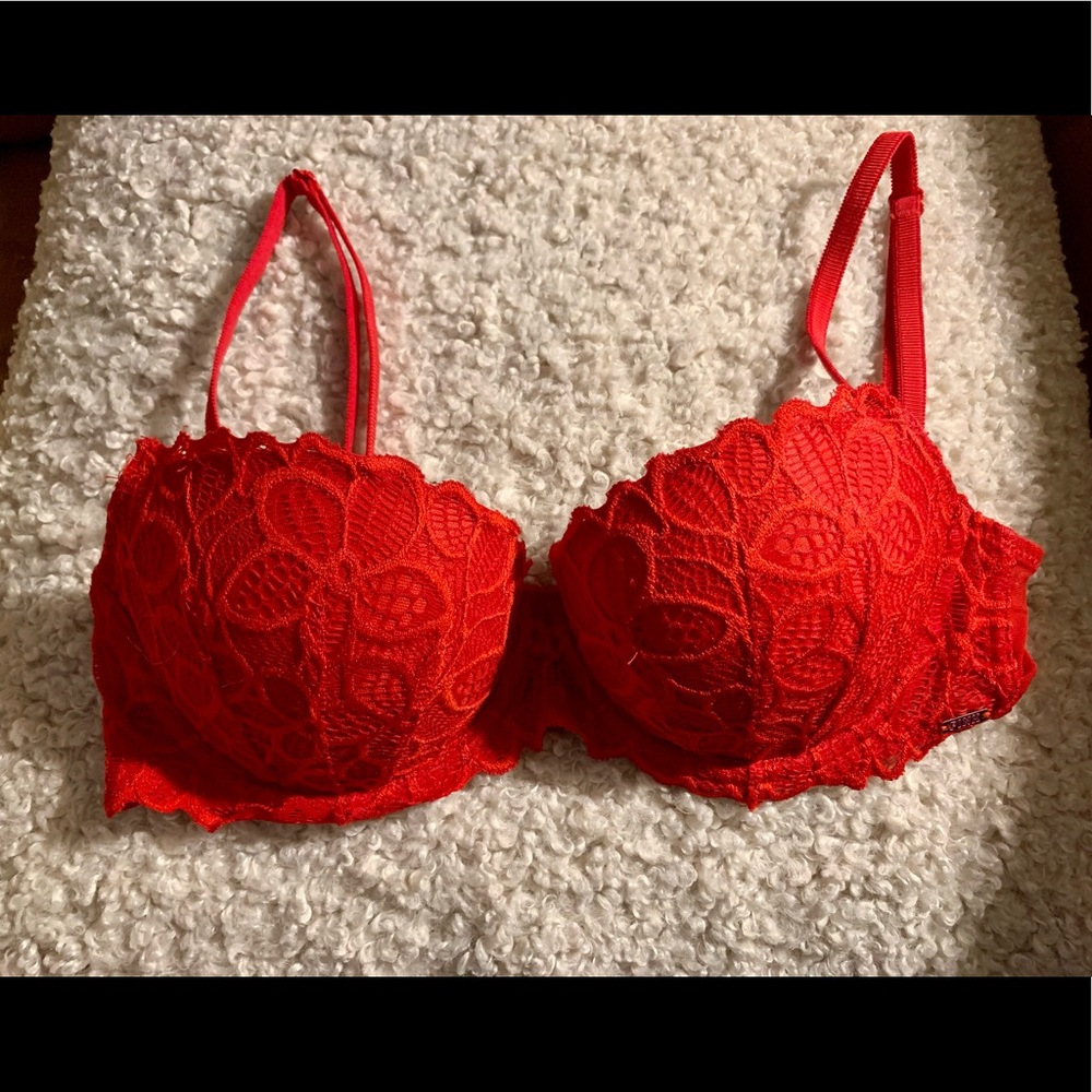 NWOT PINK Victoria’s Secret Push-Up Bra